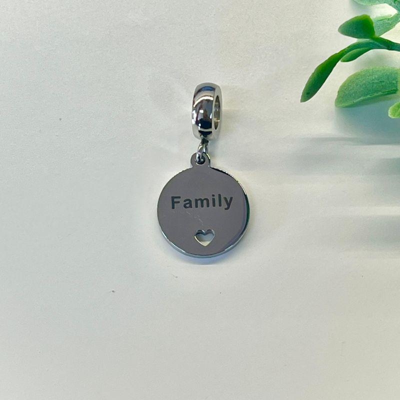 BERLOQUE PENDURICALHO CHAPA REDONDA ESCRITO 