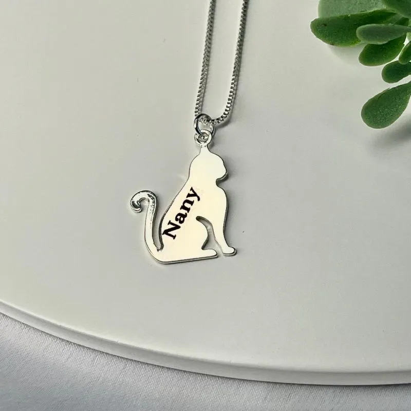 CORRENTE PERSONALIZADO EXPRESS PINGENTE GATO SENTADO COM NOME PRATA