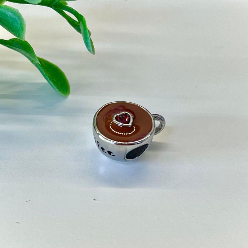 BERLOQUE SEPARADOR XICARA DE CAFÉ E ZIRCONIA DE CORAÇÃO VERMELHO NO CENTRO